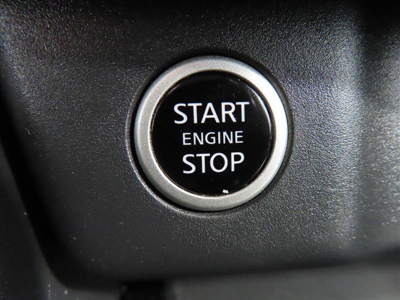 Used 2023 Nissan Rogue SV AWD/4WD image 18