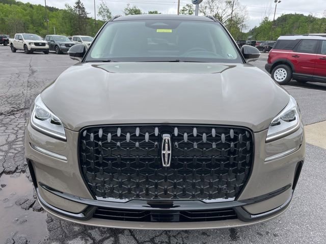 New 2025 Lincoln Corsair Reserve w/ Equipment Group 202A AWD/4WD video 3