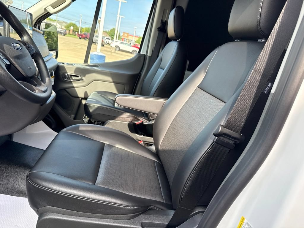 New 2027 Ford Transit 250 148 Medium Roof Extended AWD w/ Load Area Protection Package image 8