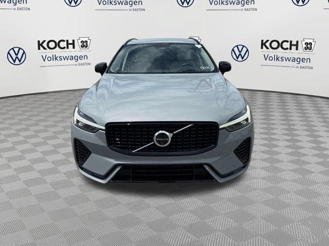 Used 2025 Volvo XC60 B5 Ultra w/ Protection Package Premier AWD/4WD image 2