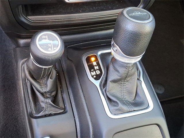 Used 2021 Jeep Gladiator Sport image 14