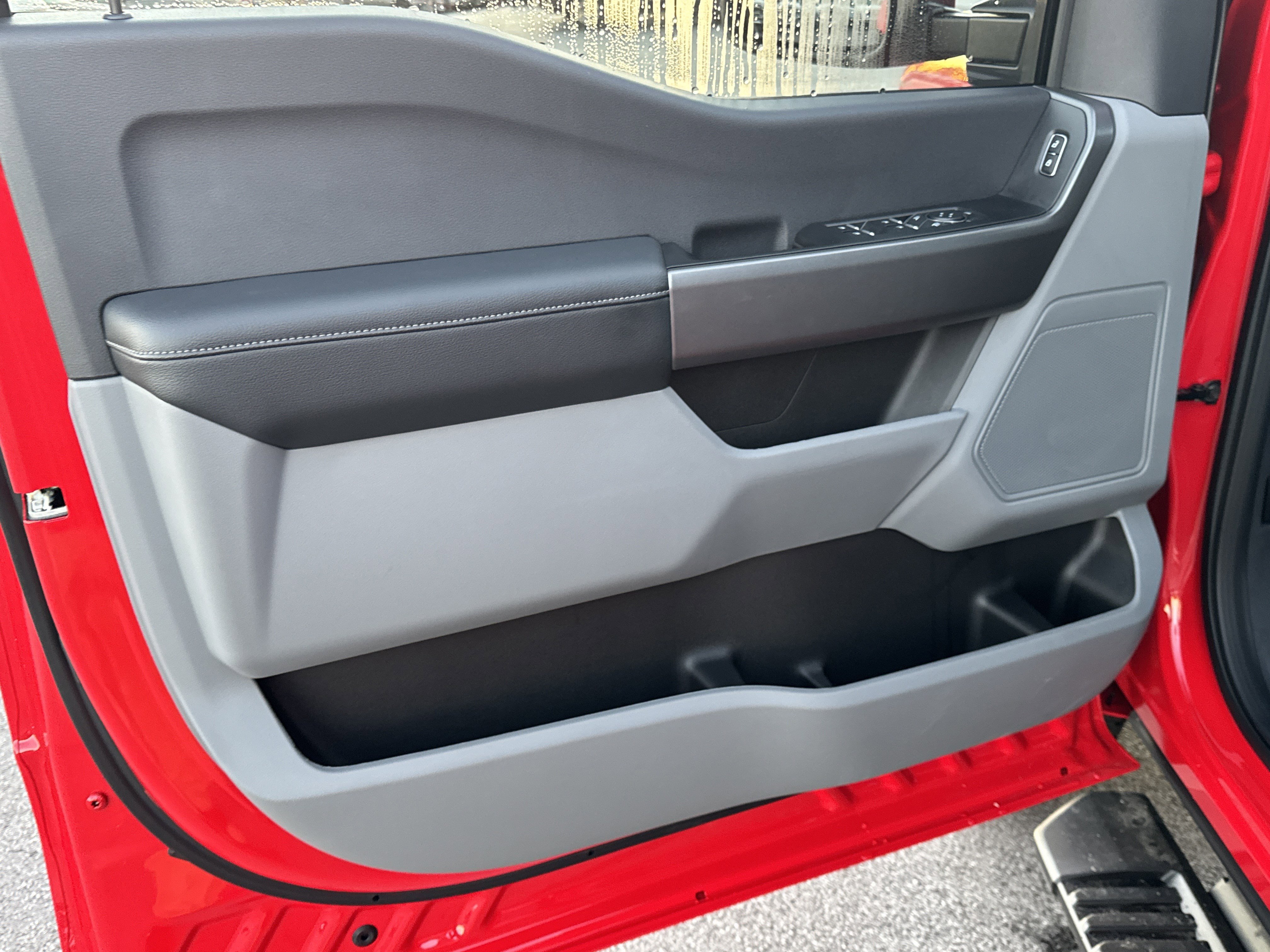 New 2026 Ford F250 4x4 Crew Cab Super Duty image 10