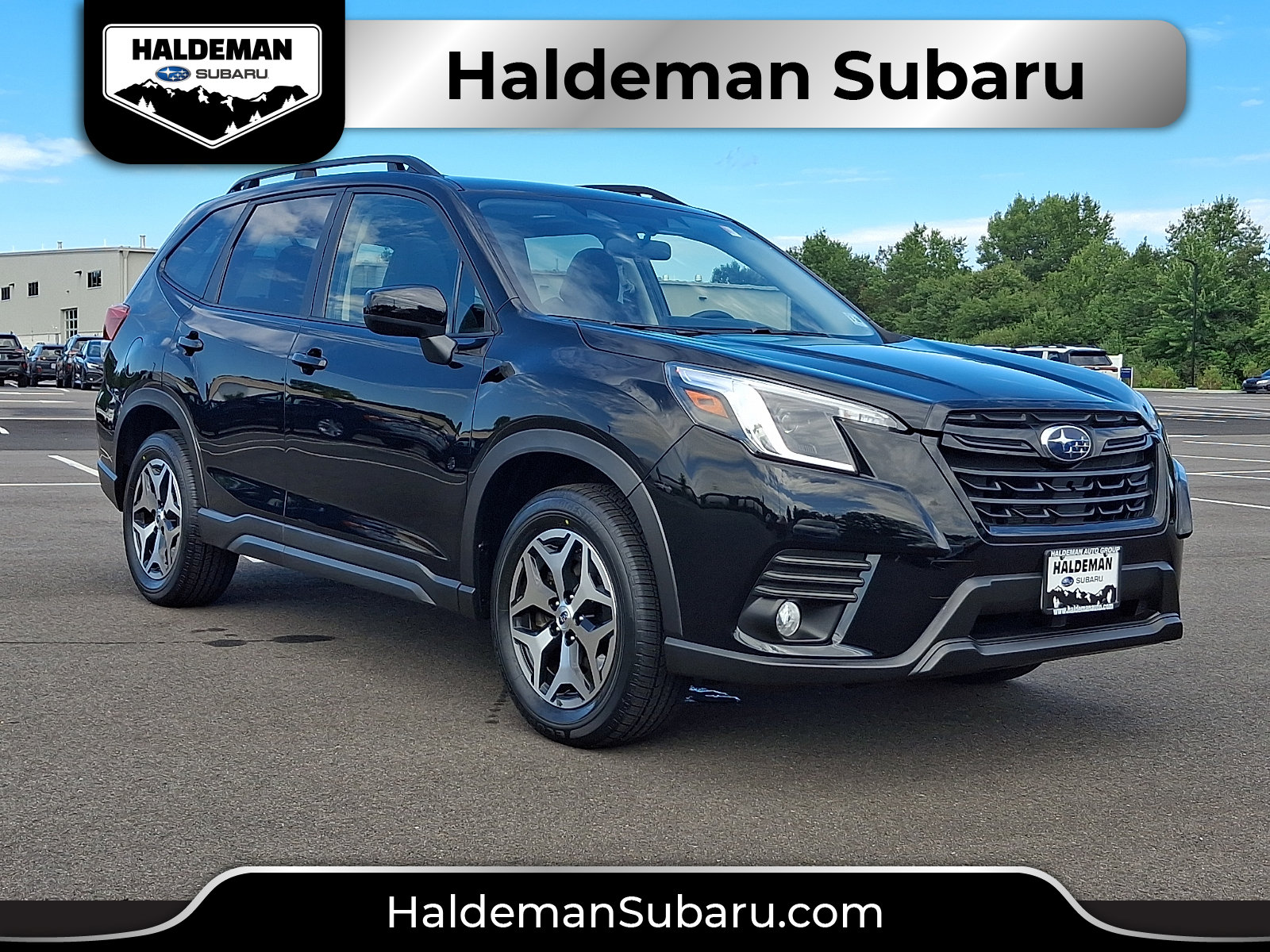 Certified 2023 Subaru Forester Premium AWD/4WD image 1
