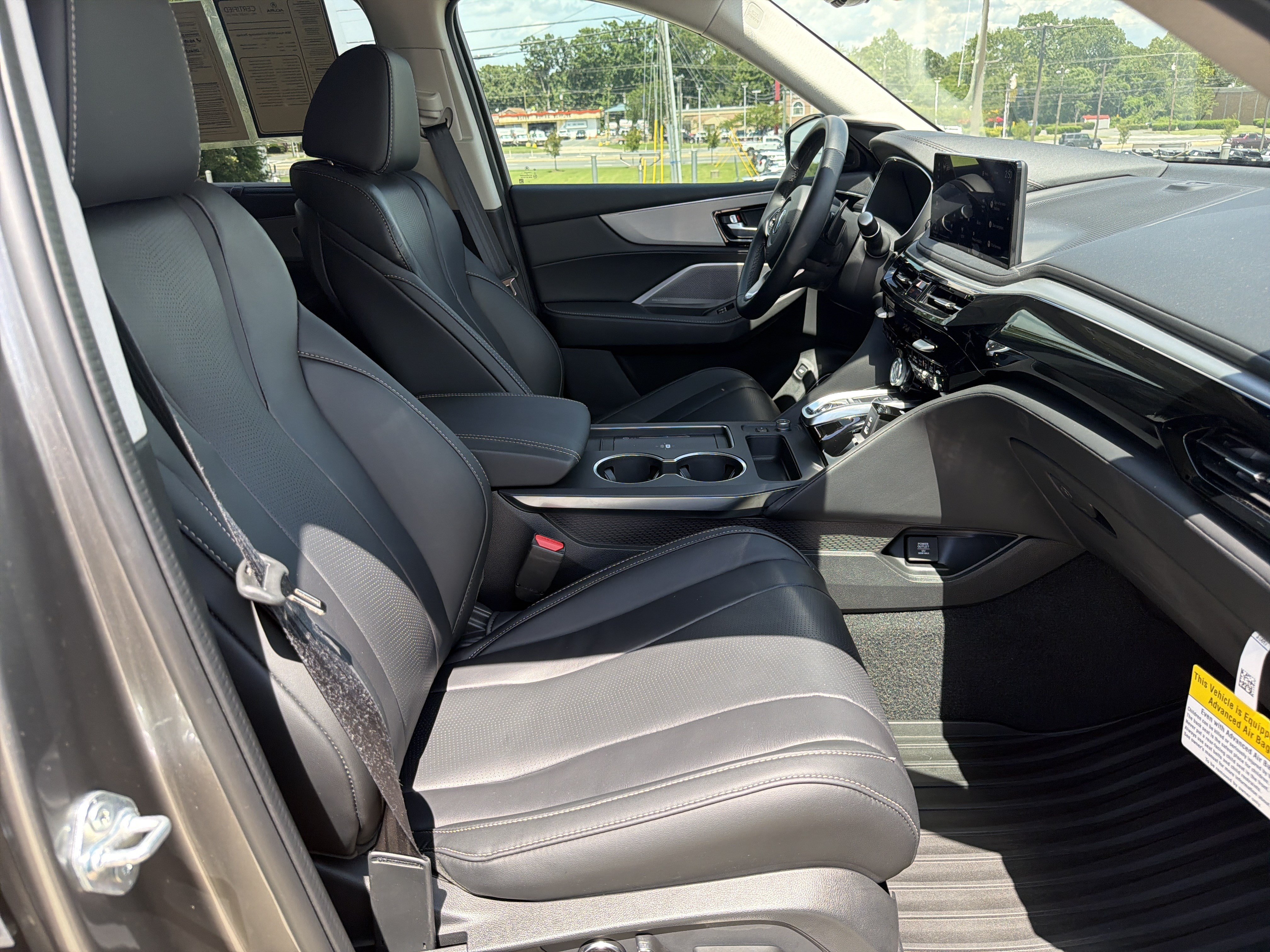 Certified 2026 Acura MDX w/ Technology Package FWD image 34