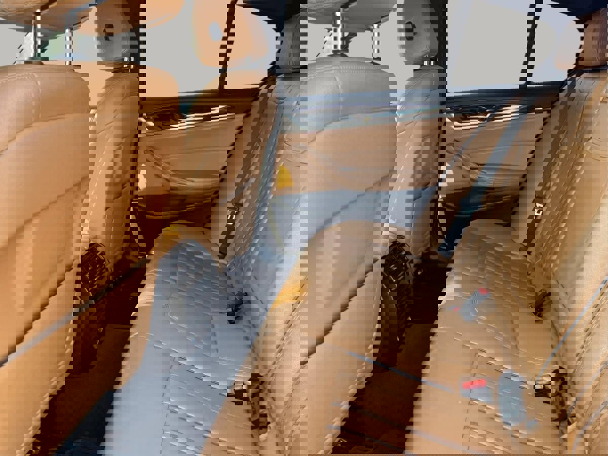 Used 2019 BMW 530i xDrive w/ Premium Package AWD/4WD image 30