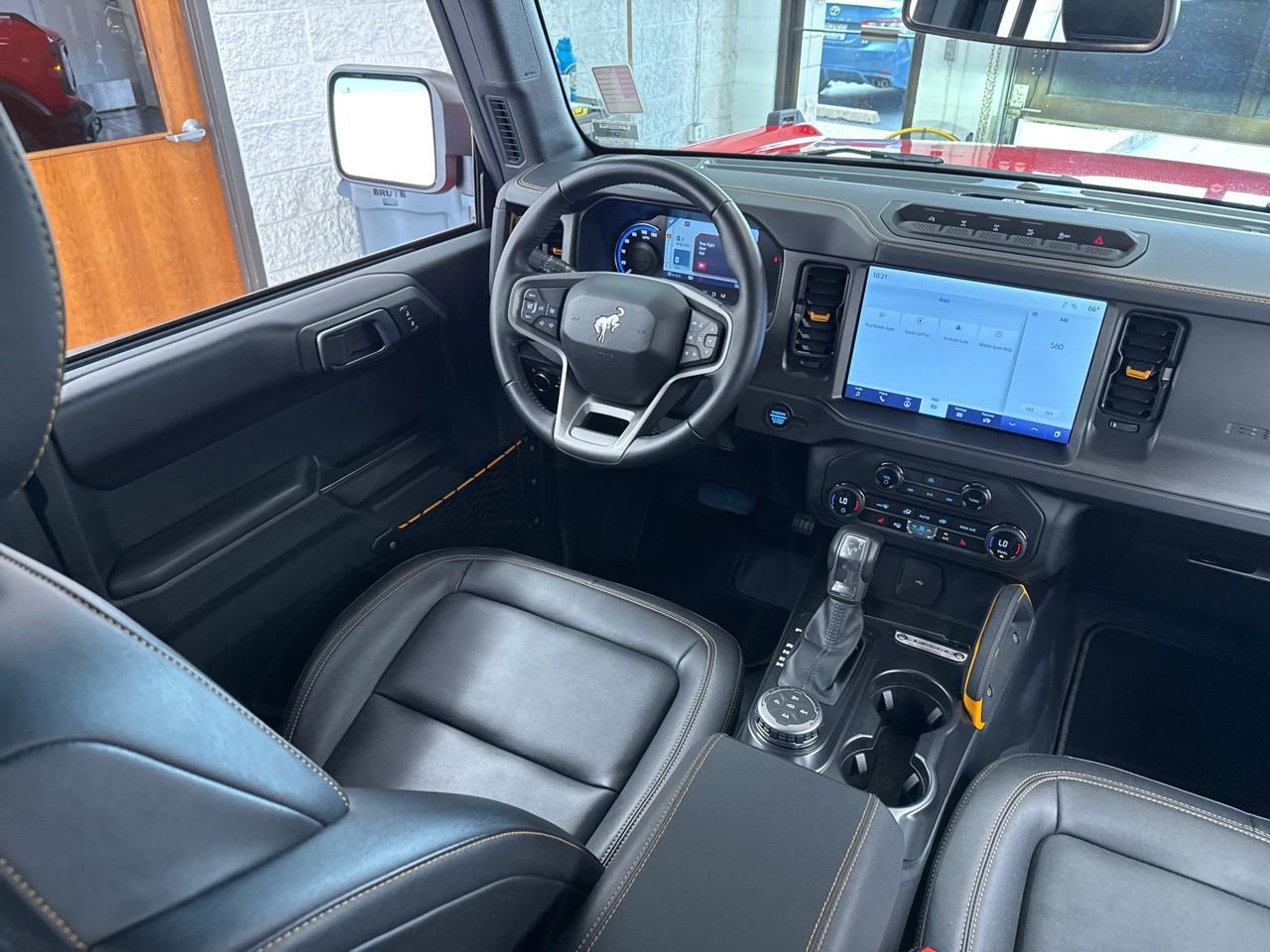 Used 2024 Ford Bronco Badlands w/ Sasquatch Package image 44