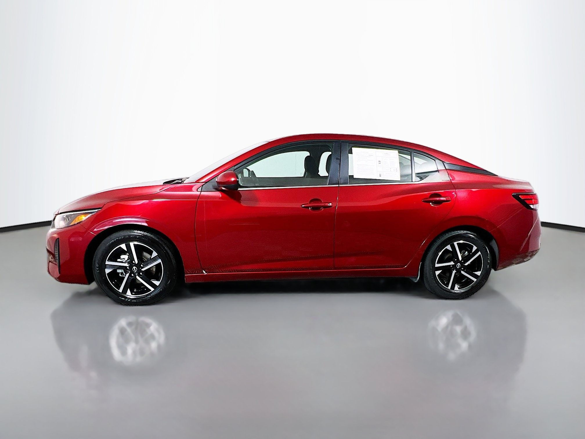 Used 2024 Nissan Sentra SV FWD image 9