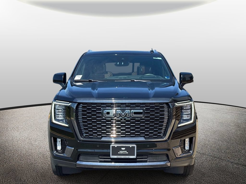 Used 2024 GMC Yukon Denali Ultimate AWD/4WD image 5