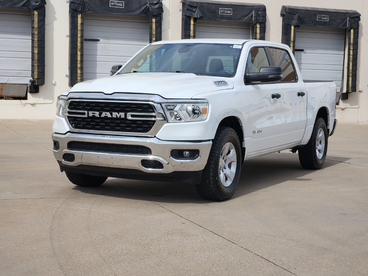 Used 2023 RAM 1500 Big Horn AWD/4WD image 2