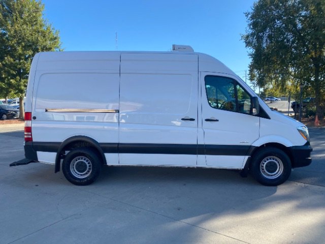 Used 2015 Freightliner Sprinter 2500 w/ Additional Battery Package image 4