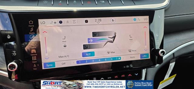 New 2026 Jeep Grand Cherokee Limited w/ Limited Altitude Package AWD/4WD image 25