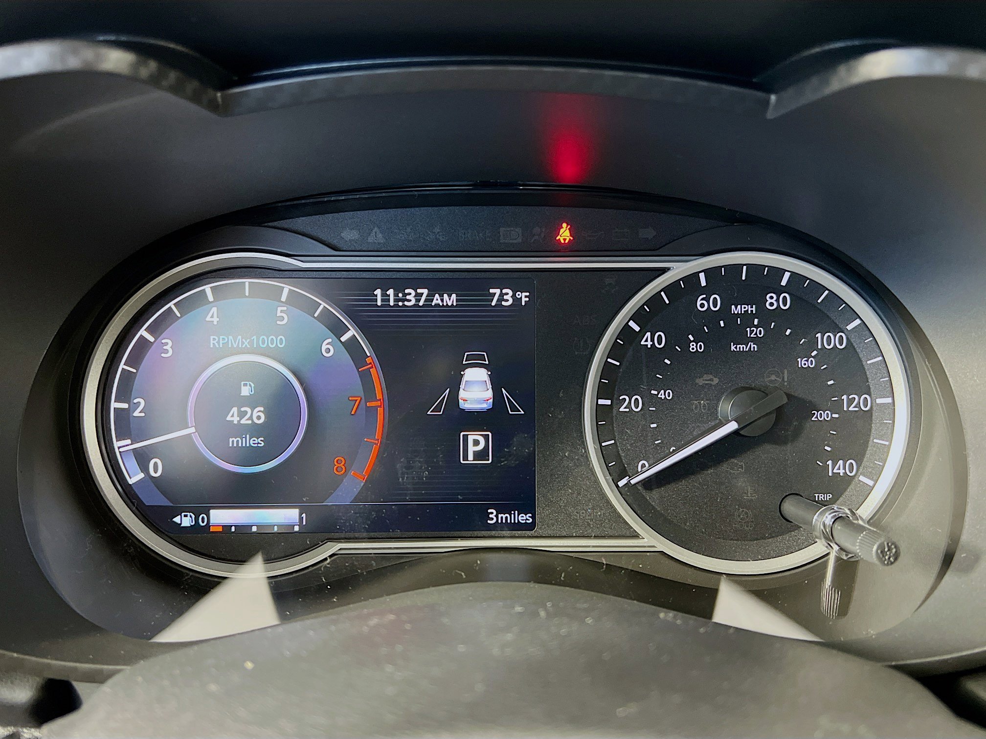 New 2025 Nissan Versa SR w/ Trunk Package image 14