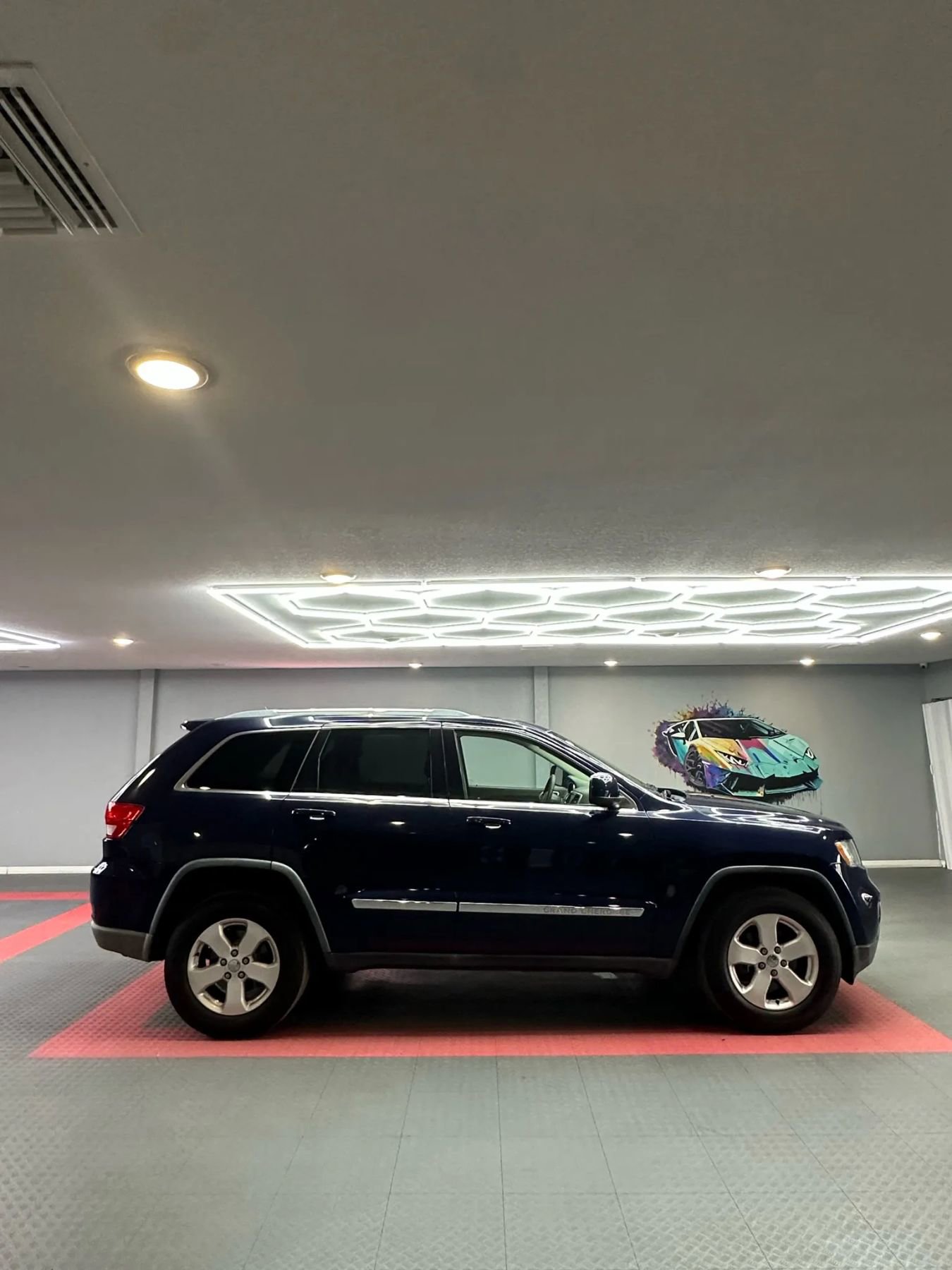 Used 2012 Jeep Grand Cherokee Laredo image 6