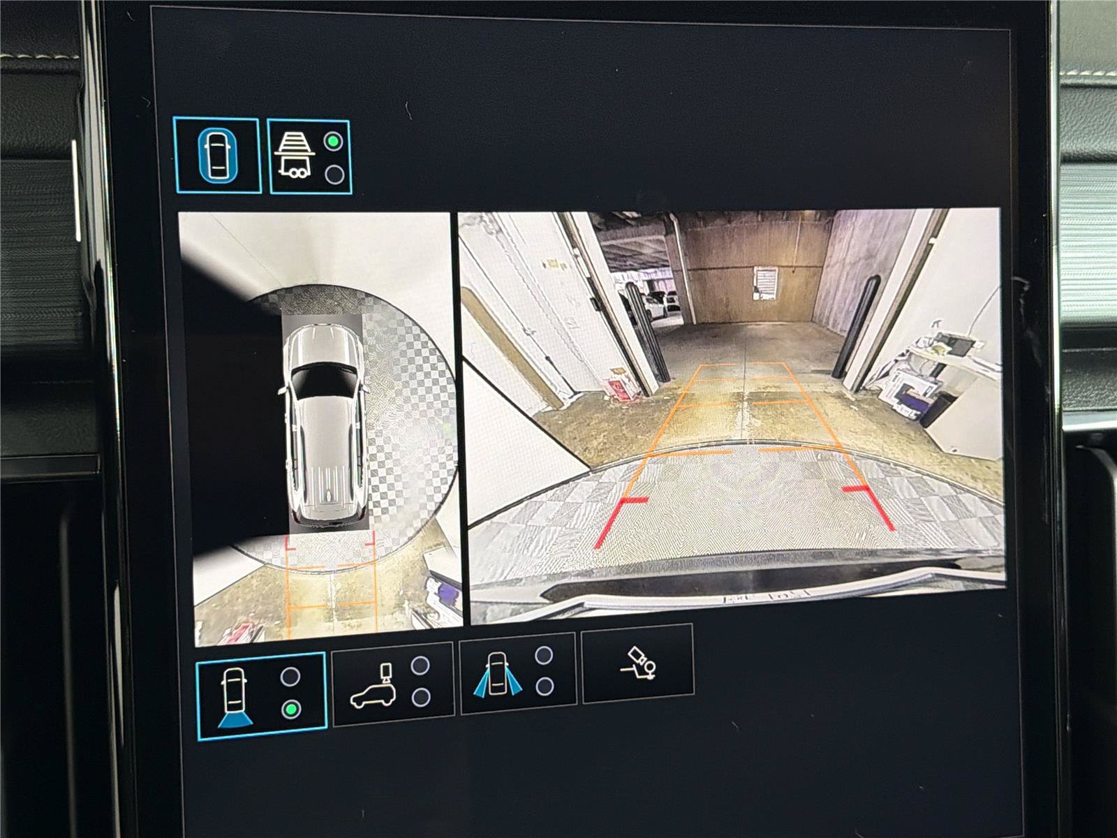 New 2026 GMC Acadia Elevation w/ Black Edition FWD image 32