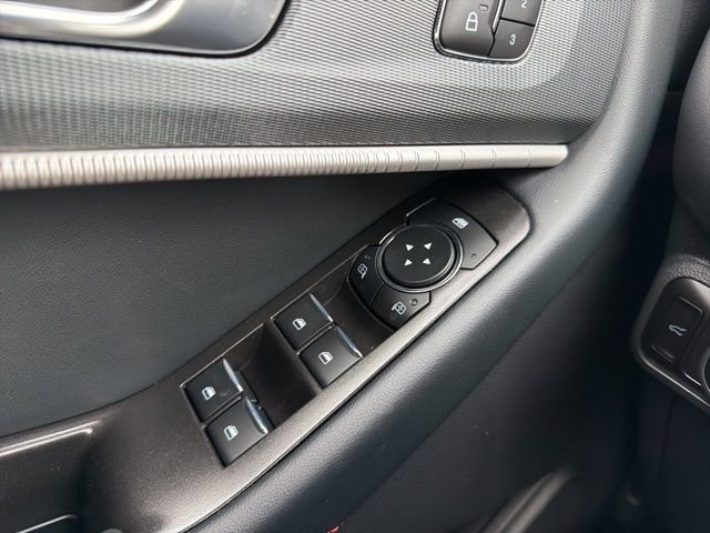 New 2026 Ford Explorer ST-Line image 25