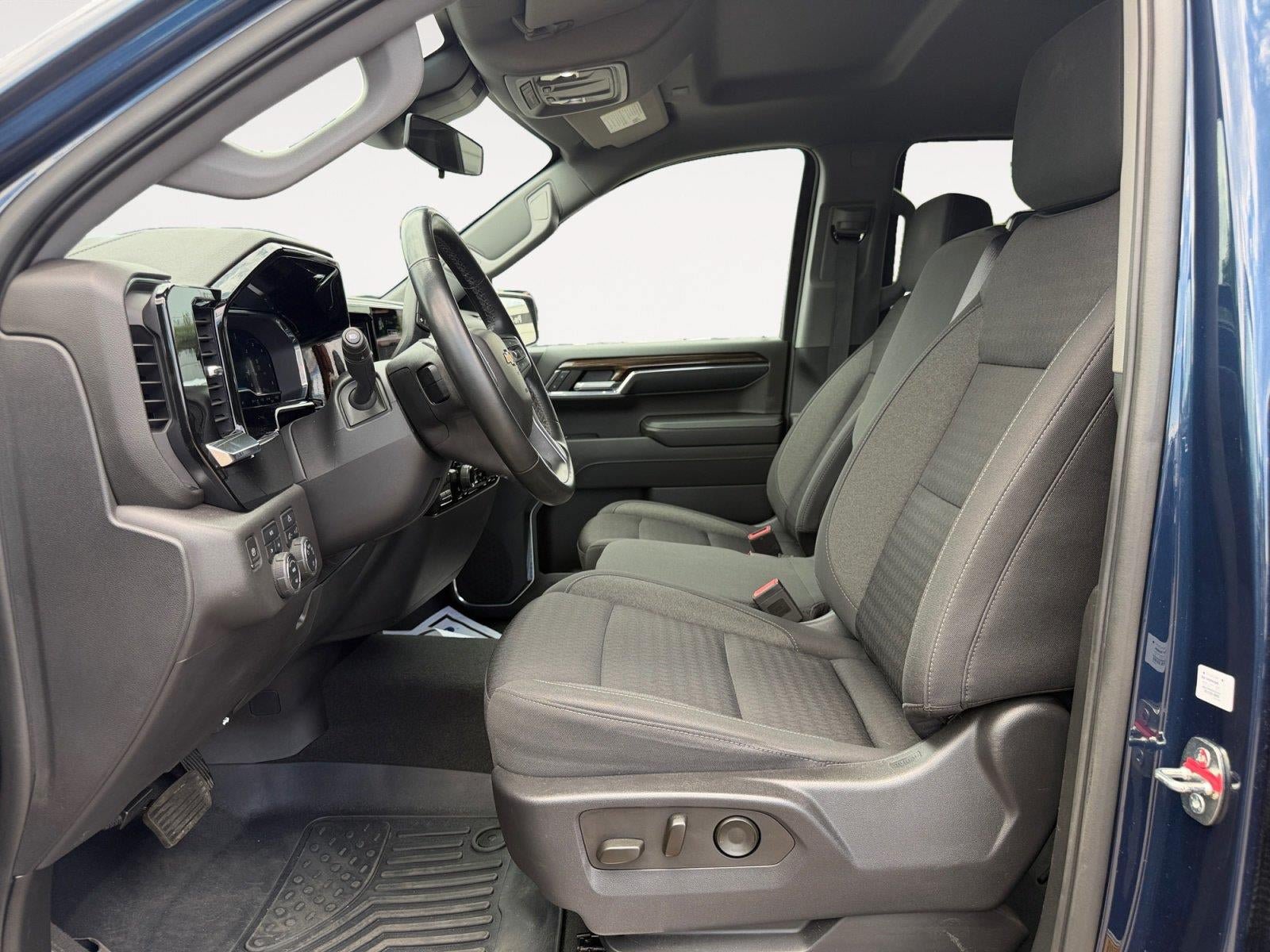 Certified 2023 Chevrolet Silverado 1500 LT AWD/4WD image 9