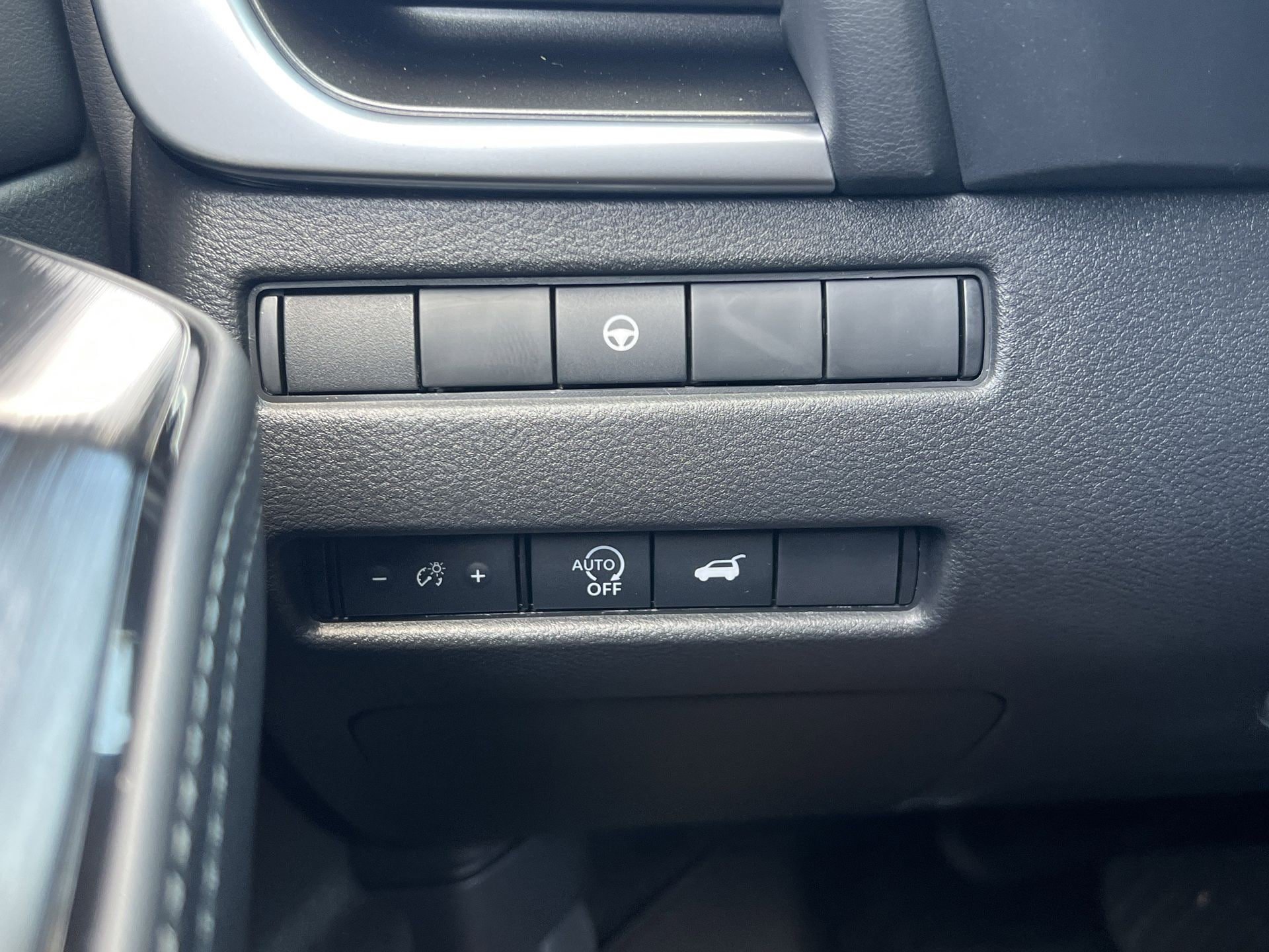 New 2026 Nissan Sentra SV w/ SV Convenience Package FWD image 11