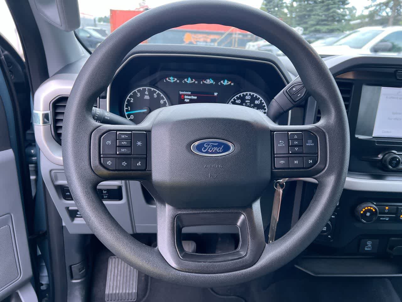 Used 2023 Ford F150 XLT AWD/4WD image 14