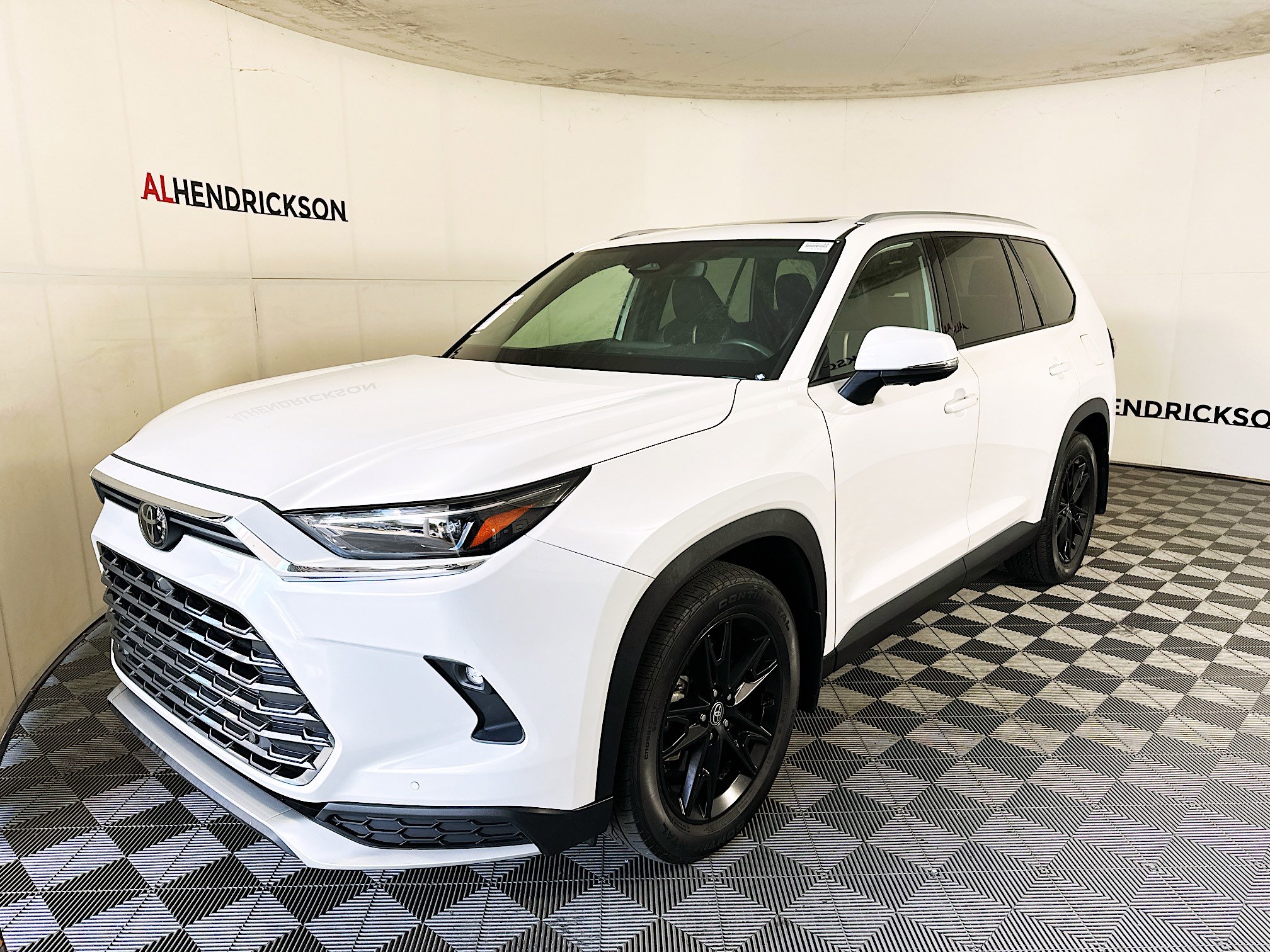 Used 2024 Toyota Grand Highlander AWD Hybrid image 7