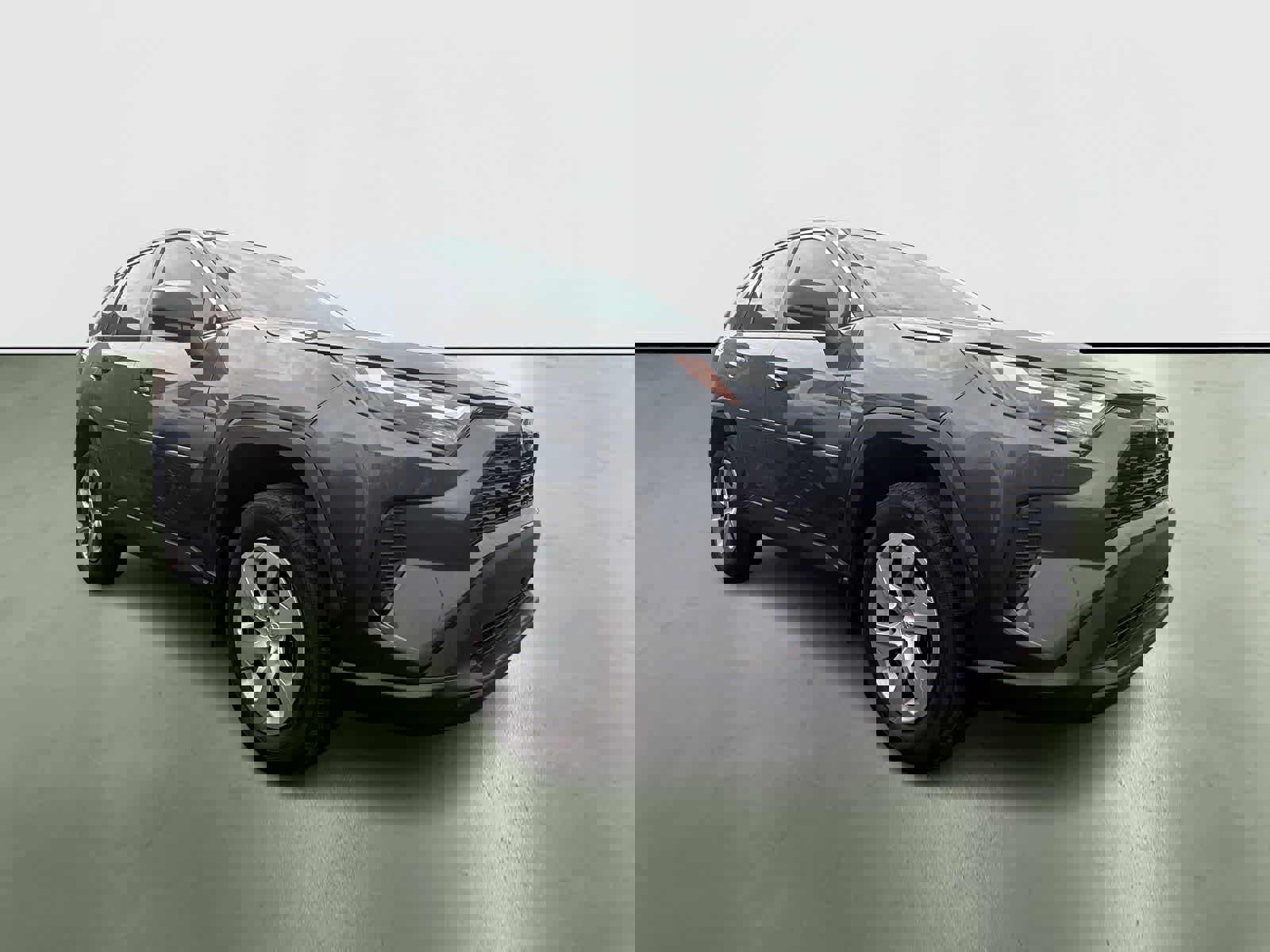 Used 2024 Toyota RAV4 LE image 5