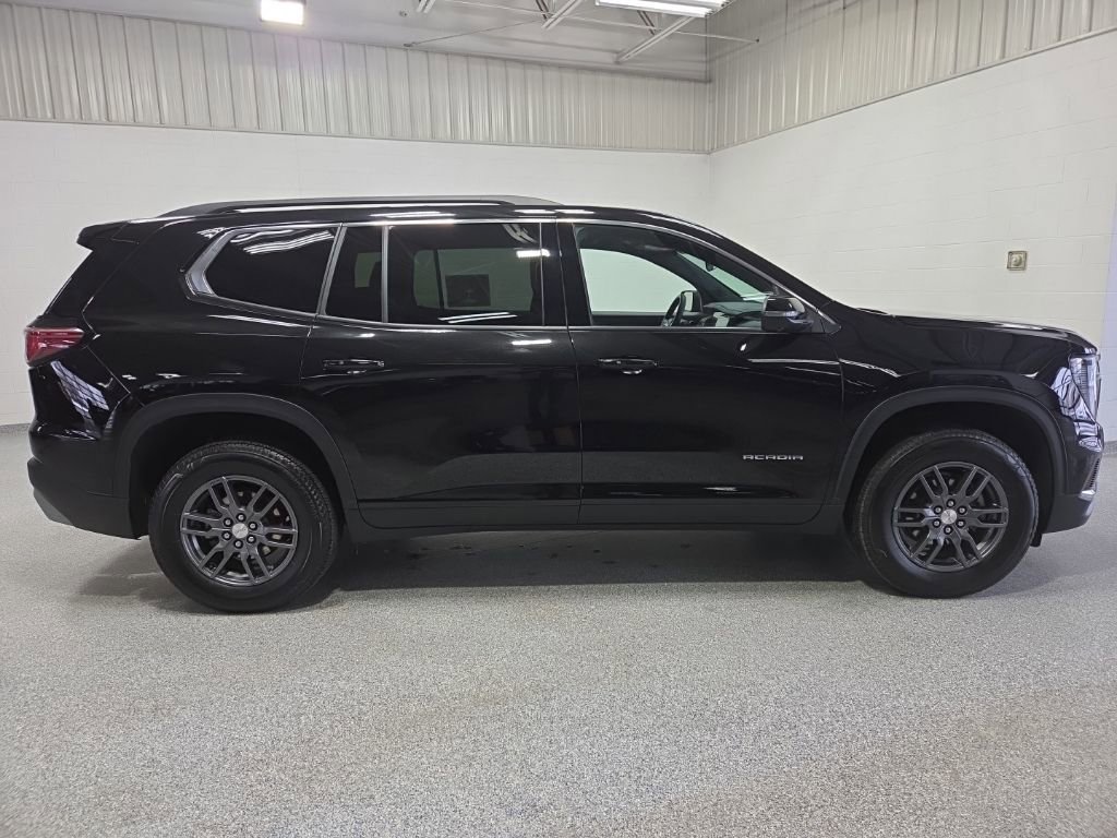 Used 2025 GMC Acadia Elevation AWD/4WD image 7