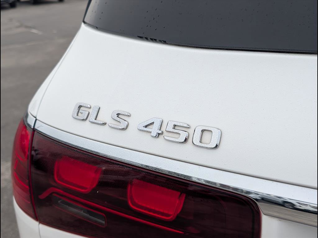 Used 2024 Mercedes-Benz GLS 450 4MATIC image 21