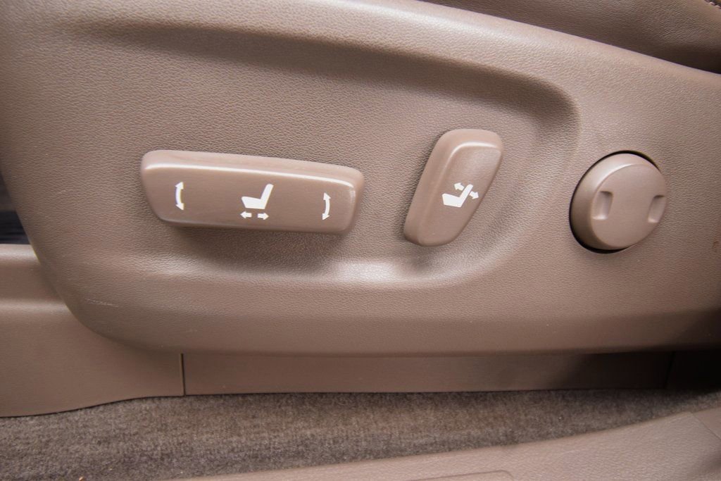 Used 2014 Lexus GX 460 Luxury image 27