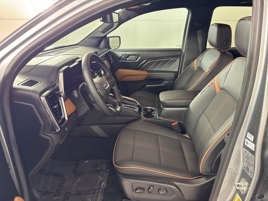 Used 2026 GMC Canyon AT4 AWD/4WD image 25