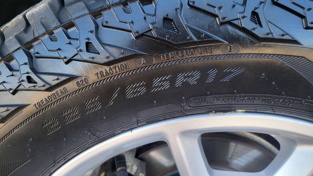 Used 2023 Ford Bronco Sport AWD/4WD image 17
