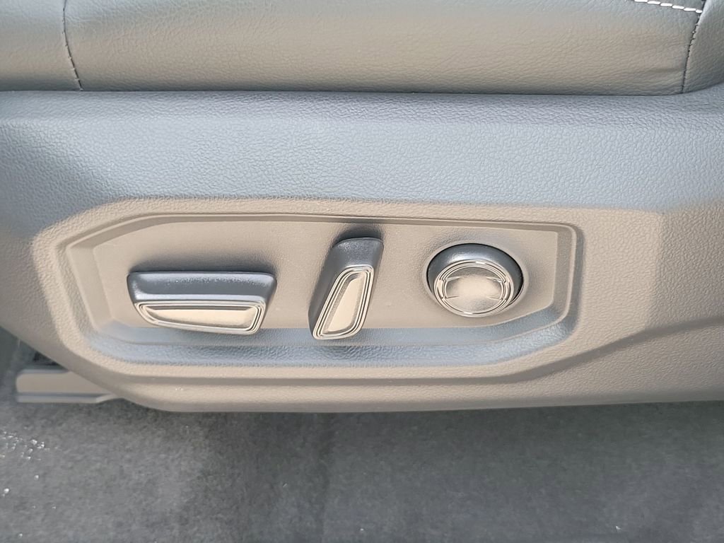 New 2026 Toyota Tundra Limited image 29