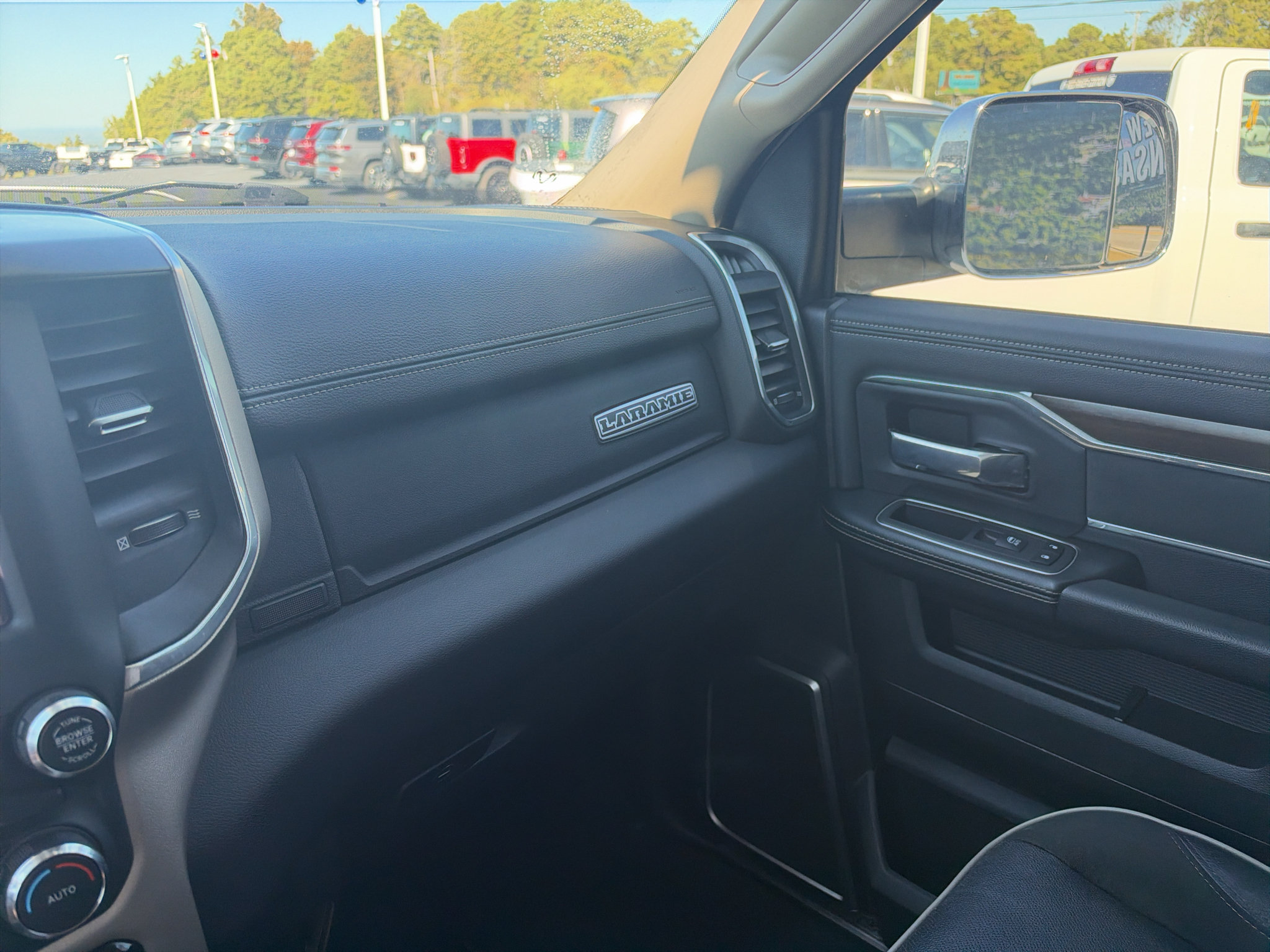 Used 2022 RAM 2500 Laramie AWD/4WD image 27
