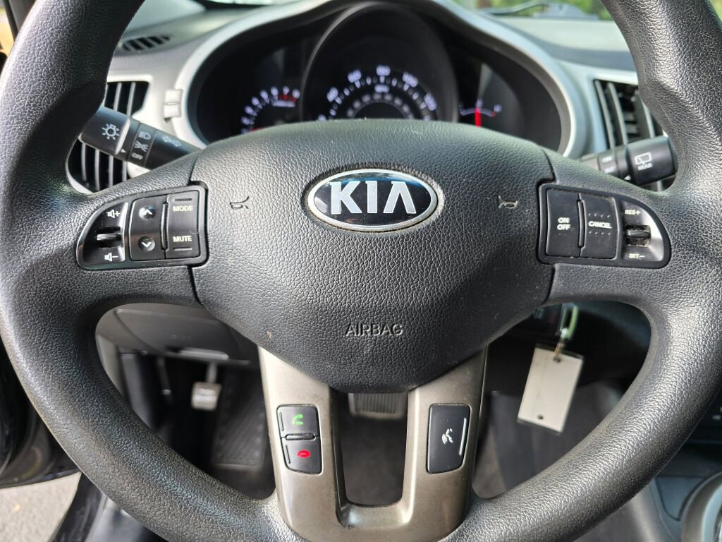 Used 2014 Kia Sportage LX image 25