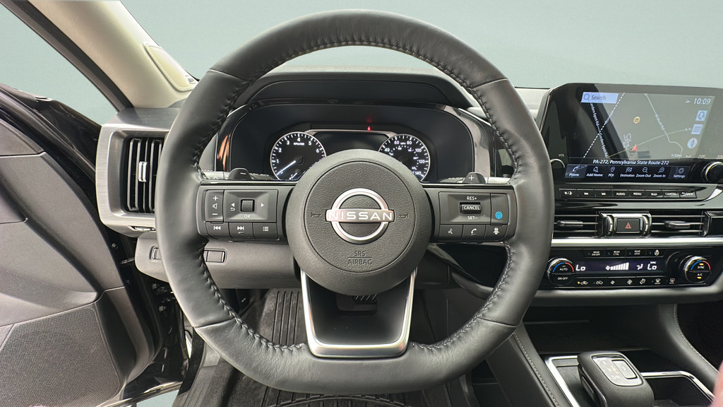 Used 2024 Nissan Pathfinder SL w/ SL Premium Package AWD/4WD image 16