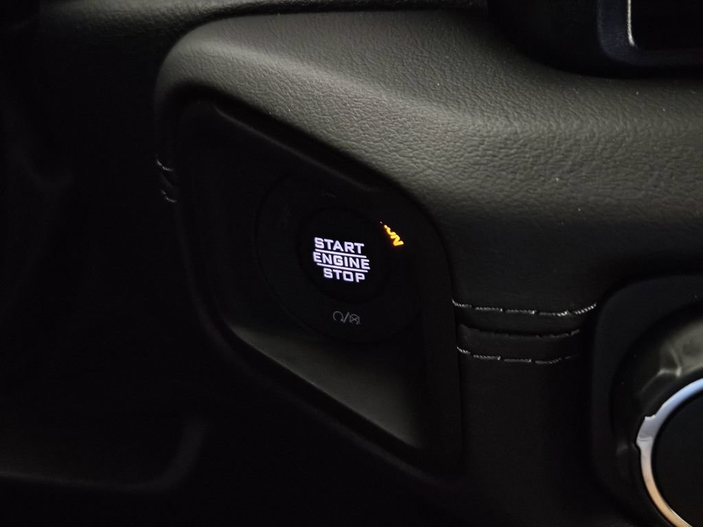 Used 2026 Jeep Wrangler Unlimited Rubicon AWD/4WD image 17