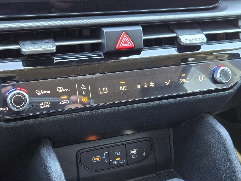 New 2026 Kia Sportage EX image 14