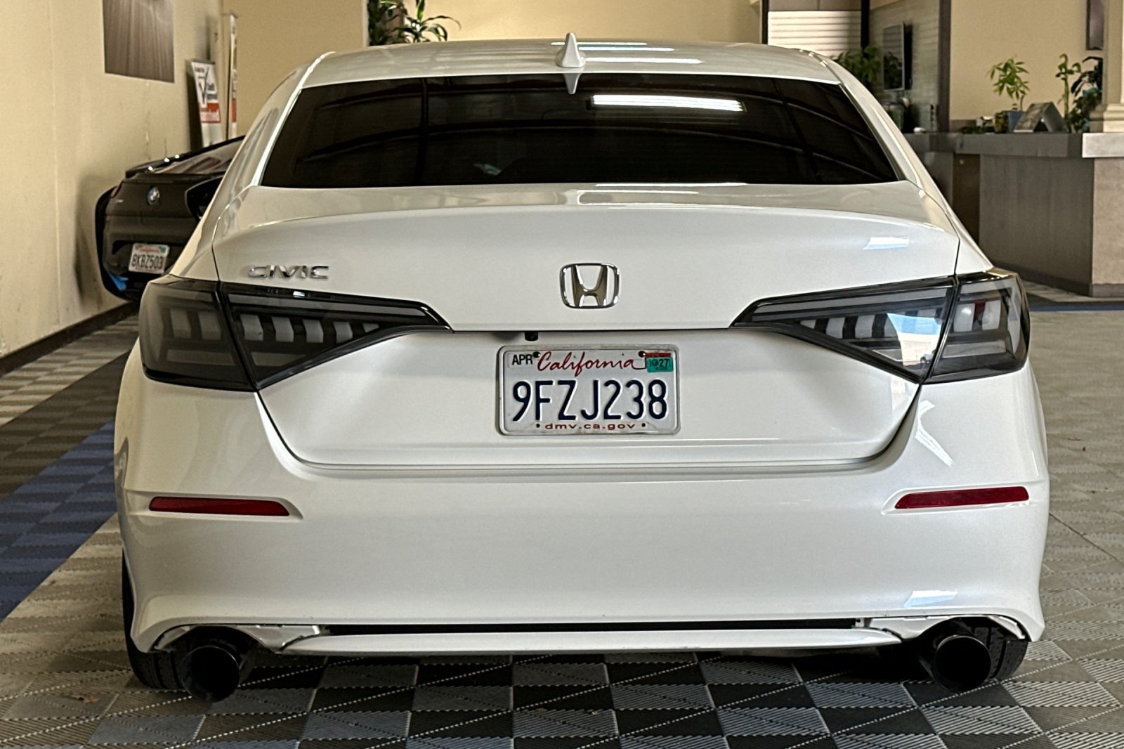 Used 2023 Honda Civic EX image 5