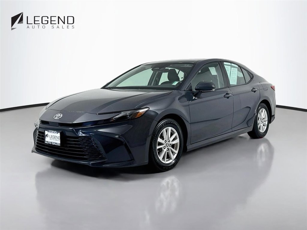 Used 2025 Toyota Camry LE w/ Convenience Package FWD image 1
