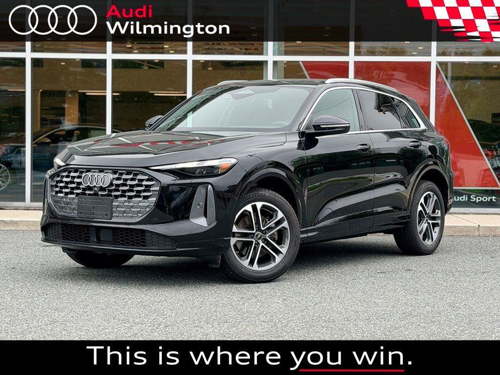 Certified 2025 Audi Q5 Premium w/ Convenience Package AWD/4WD image 1