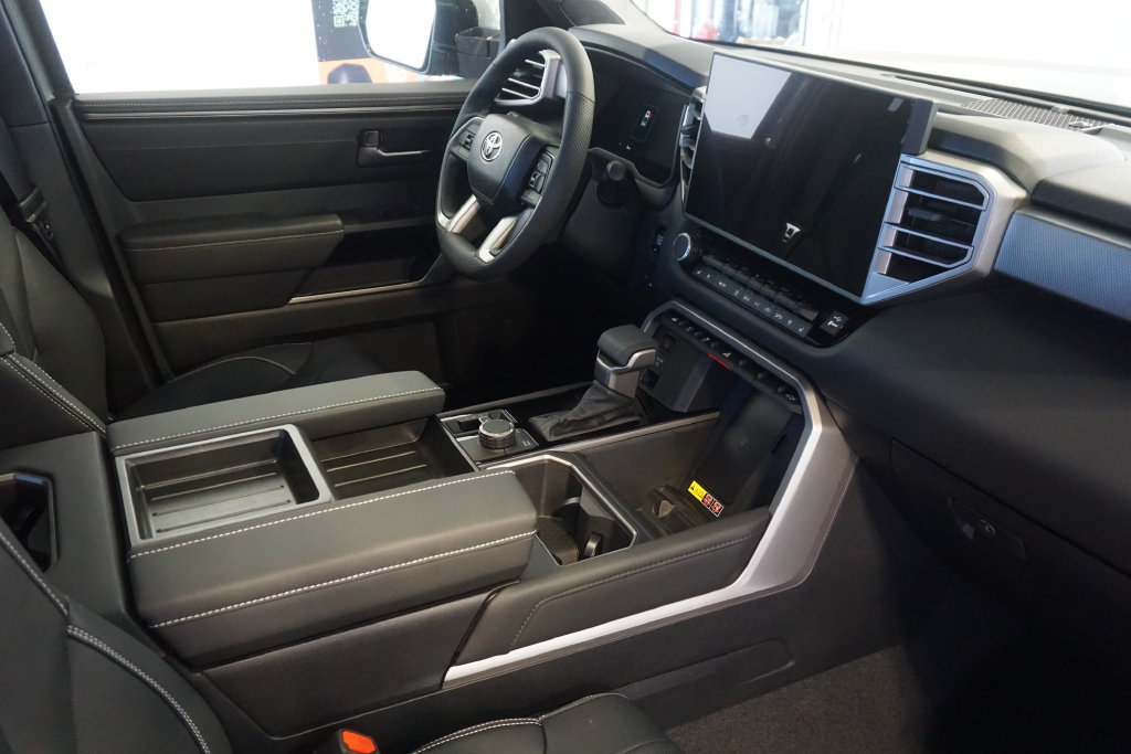 New 2026 Toyota Tundra Limited AWD/4WD image 28