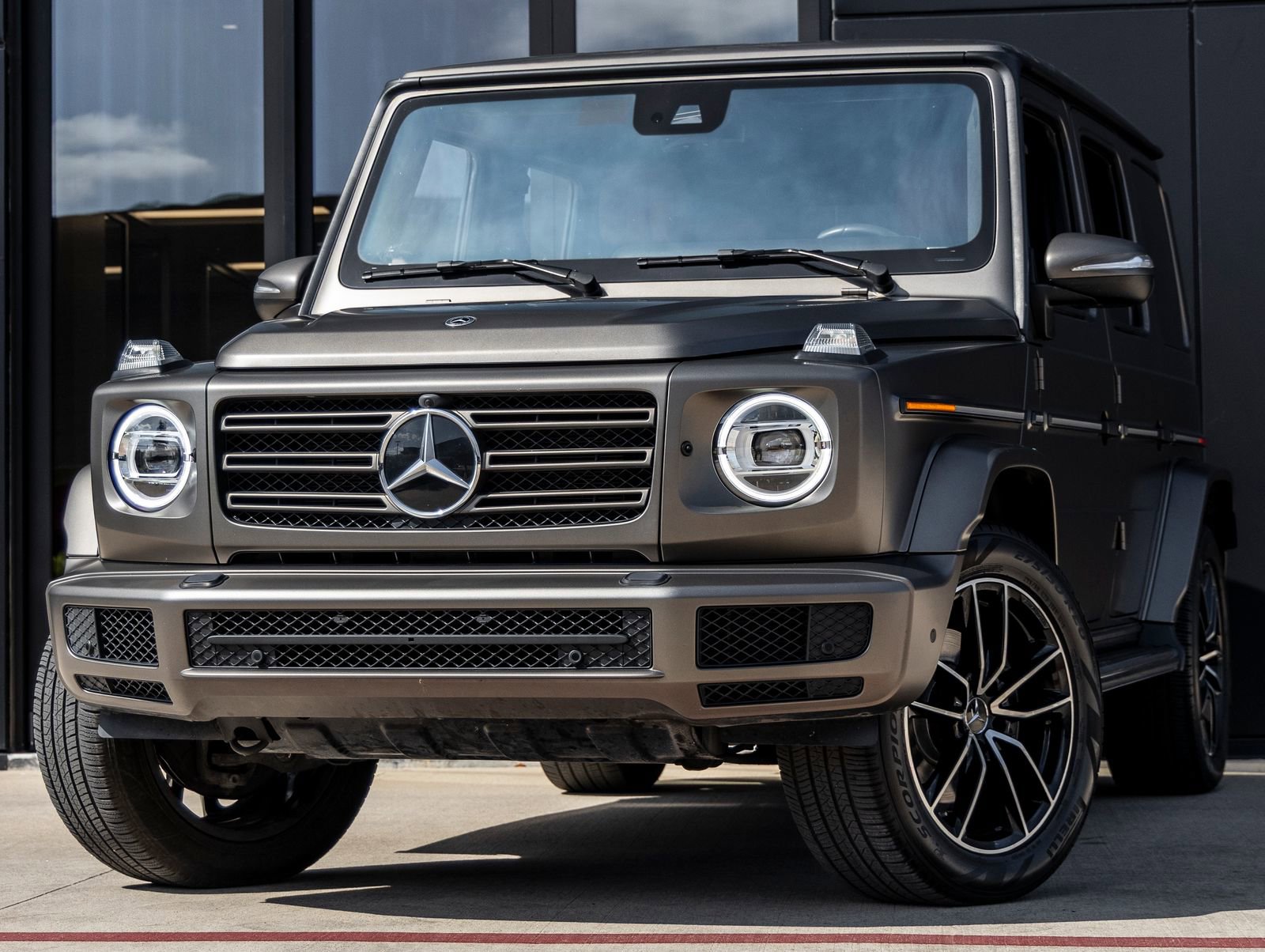 Used 2021 Mercedes-Benz G 550 image 1