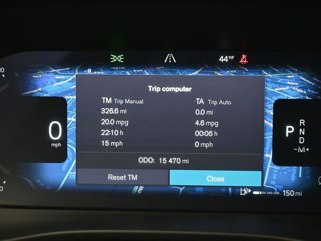 Used 2023 Volvo XC40 B4 Plus w/ Driver Assist Package image 26