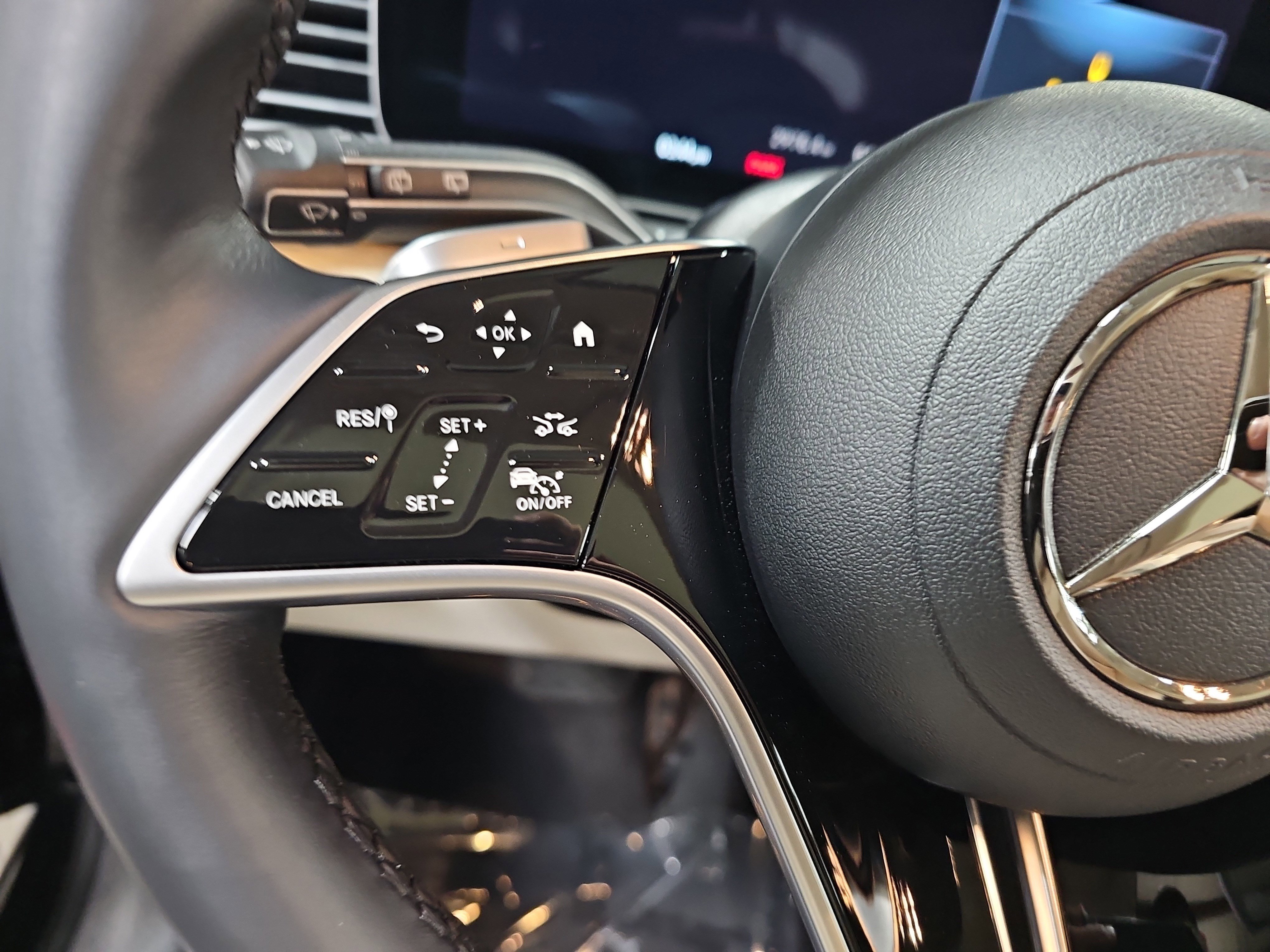 Certified 2026 Mercedes-Benz GLS 450 4MATIC image 20