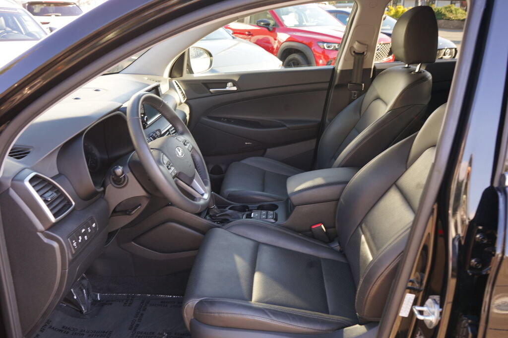Used 2021 Hyundai Tucson Limited AWD/4WD image 16