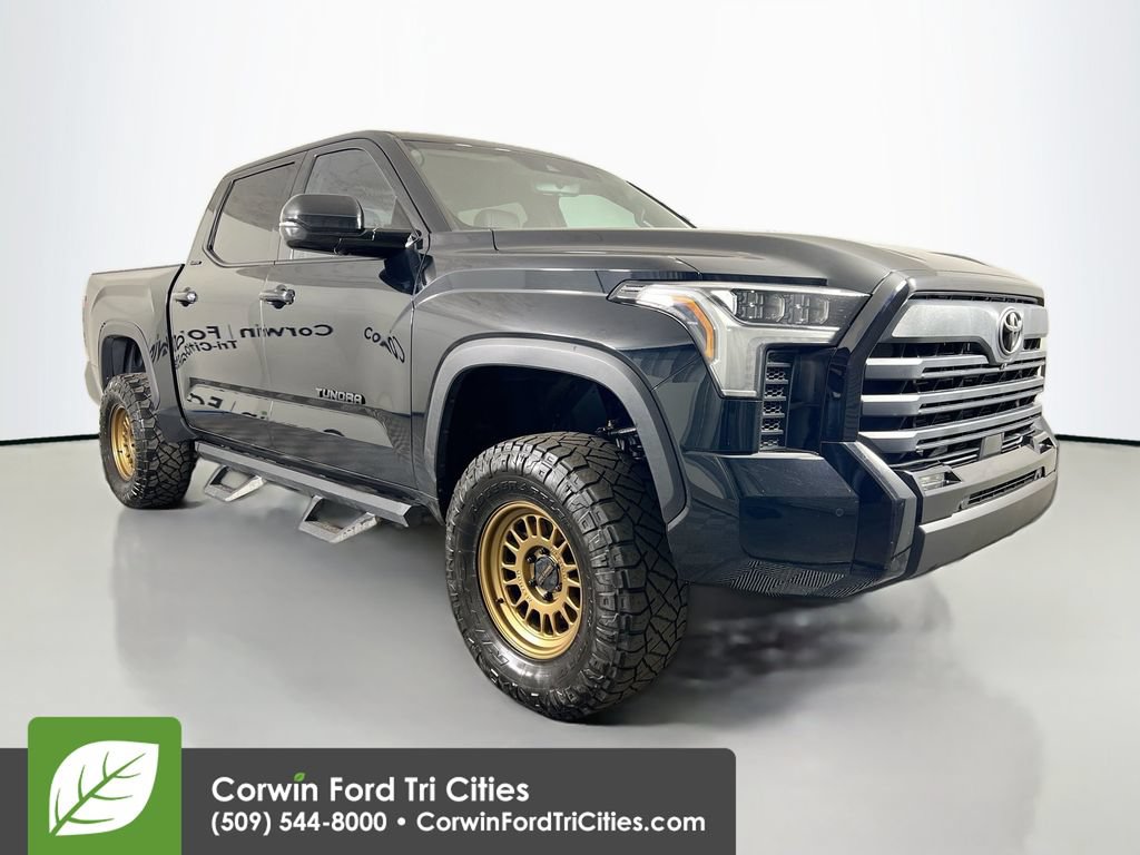 Used 2025 Toyota Tundra Limited AWD/4WD image 1