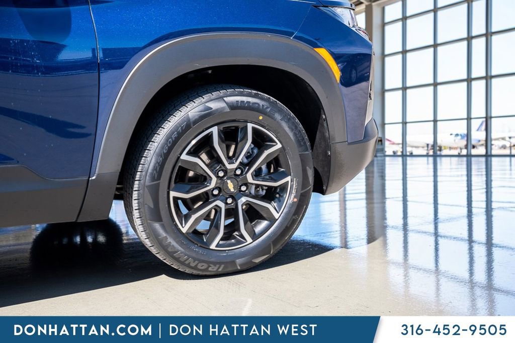 Used 2023 Chevrolet TrailBlazer ACTIV w/ Convenience Package image 35
