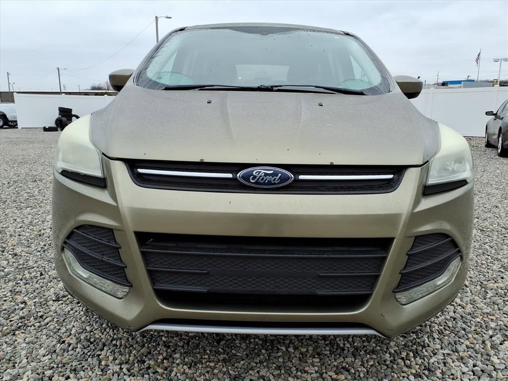 Used 2013 Ford Escape SE image 2