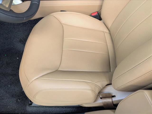 New 2025 Land Rover Range Rover Long Wheelbase SE image 4