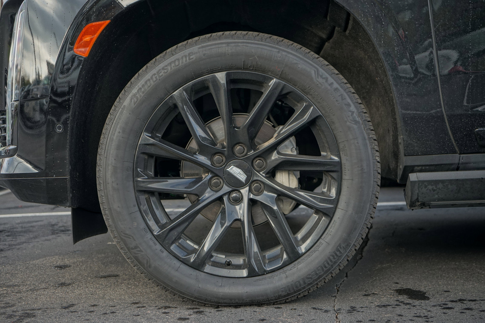 Used 2024 Cadillac Escalade ESV Sport Platinum image 10