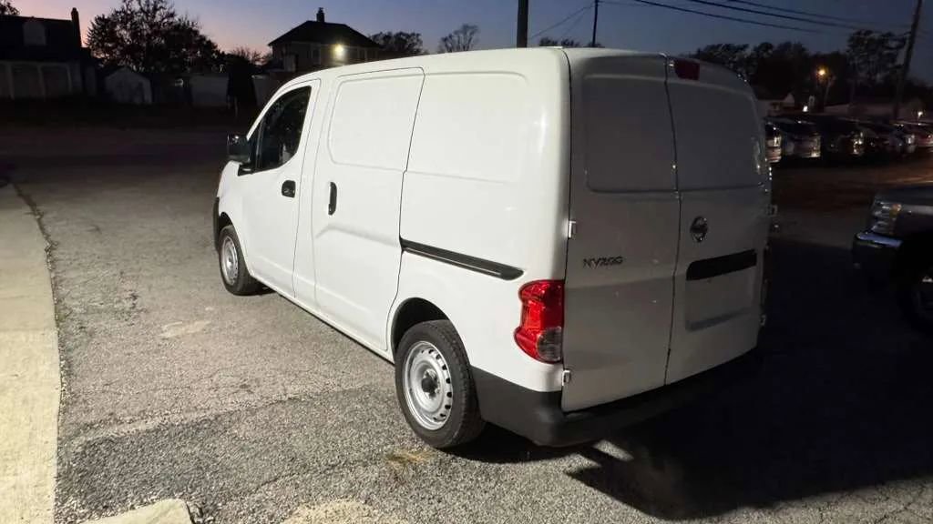 Used 2019 Nissan NV200 S image 5