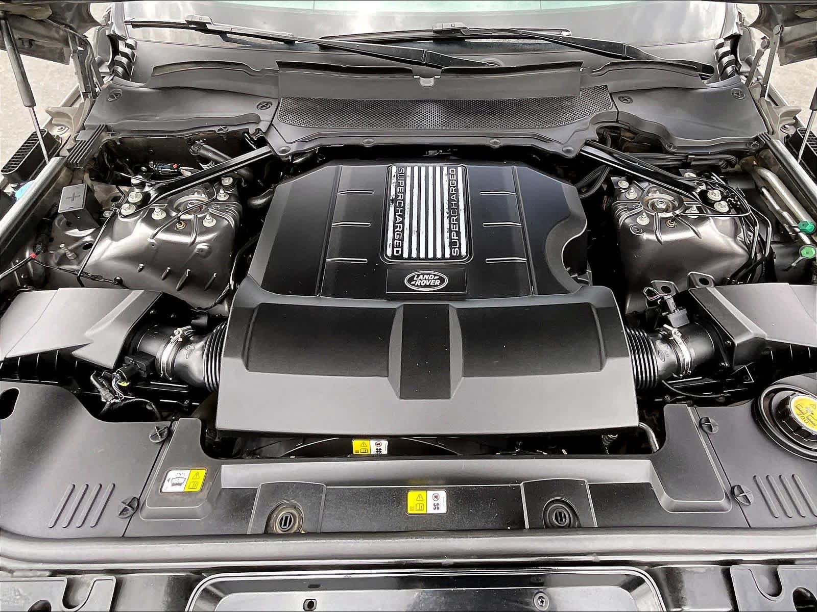 Used 2018 Land Rover Range Rover Sport HSE AWD/4WD image 13